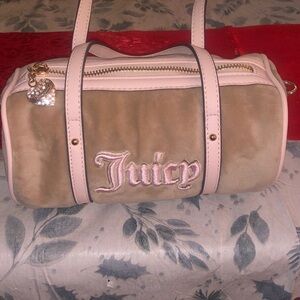 Juicy couture barrel bag